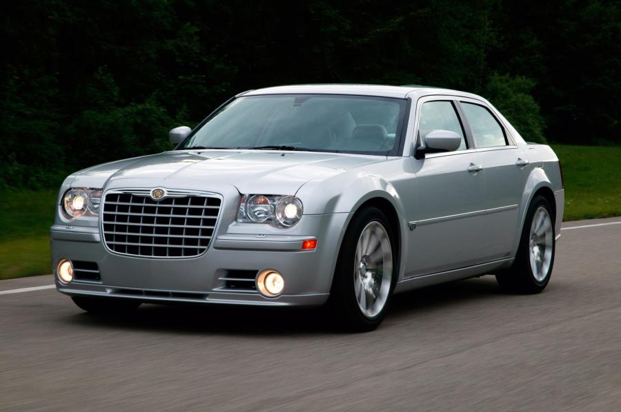 Chrysler 300C SRT8 2004 года  (EU) (фото 22 из 47)
